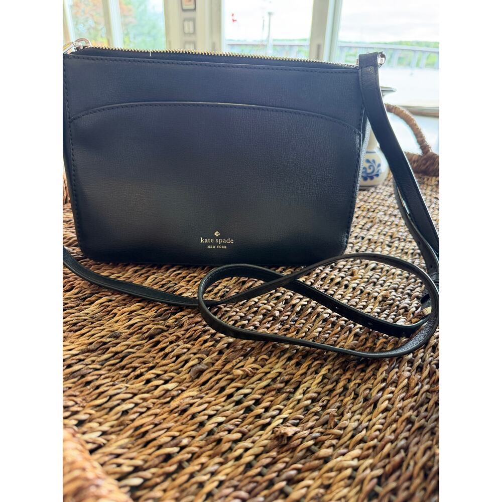 Kate Spade New York Black Leather Crossbody Shoulder Bag Zip Top Purse - Picture 9 of 9